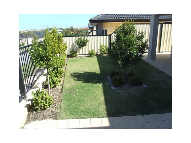 3 Salamanca Turn, Clarkson WA 6030