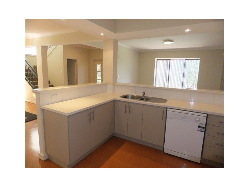 15 Woodswallow Close, Joondalup WA 6027