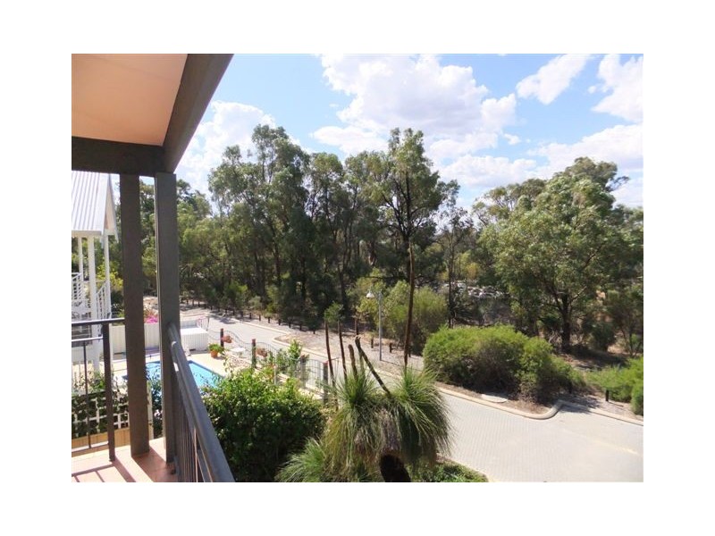 15 Woodswallow Close, Joondalup WA 6027