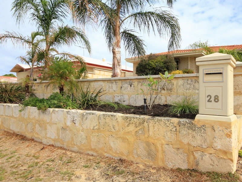 28 Galatea Grove, Two Rocks WA 6037