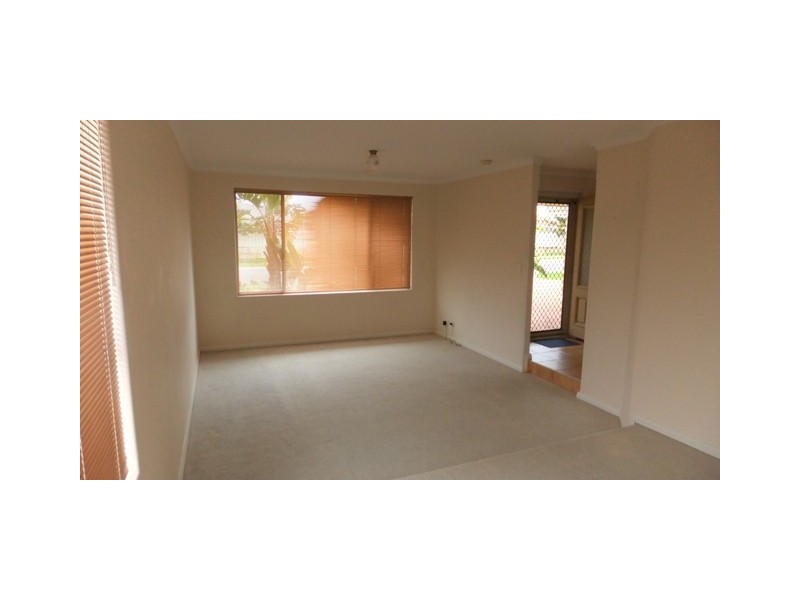 18 ROTHESAY HEIGHTS, Mindarie WA 6030