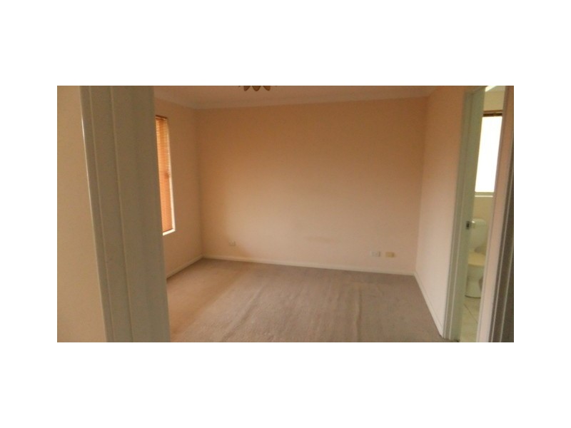 18 ROTHESAY HEIGHTS, Mindarie WA 6030