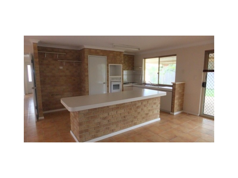 18 ROTHESAY HEIGHTS, Mindarie WA 6030