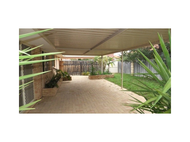 18 ROTHESAY HEIGHTS, Mindarie WA 6030