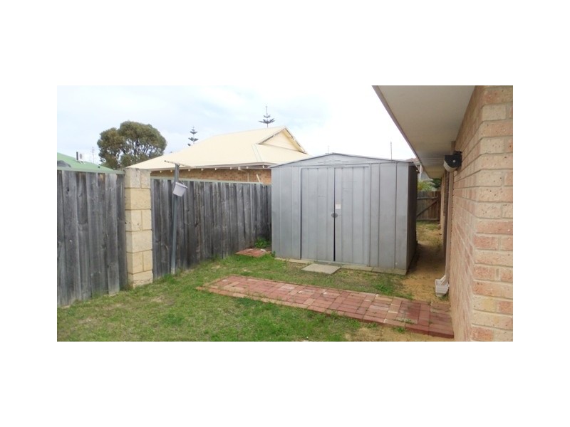 18 ROTHESAY HEIGHTS, Mindarie WA 6030