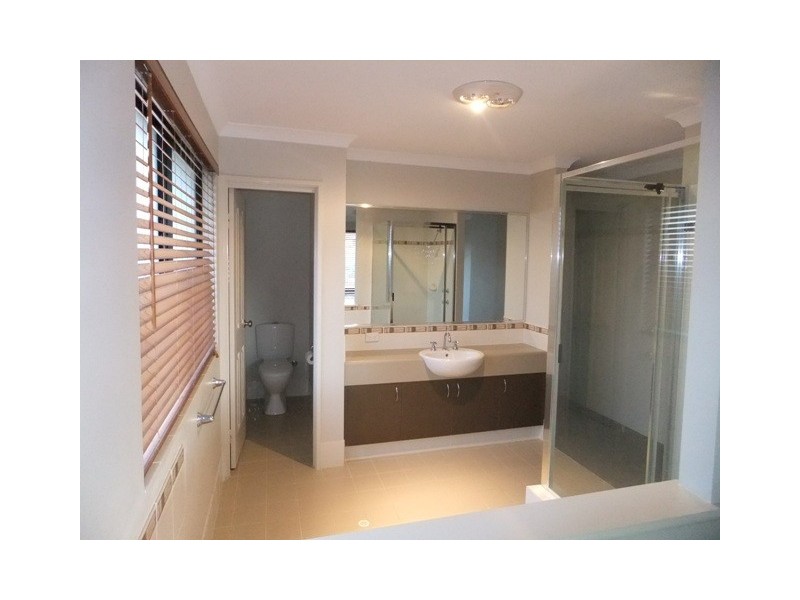 24 MENENGUZ DRIVE, Tapping WA 6065
