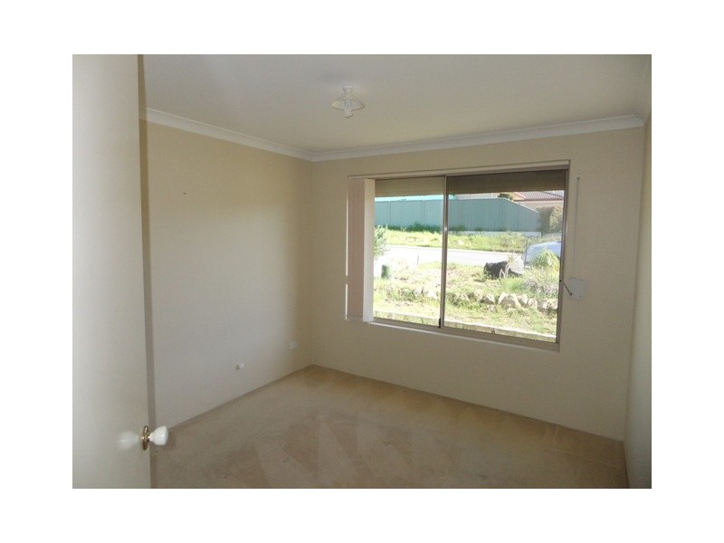 7 FROND CIRCUIT, Banksia Grove WA 6031