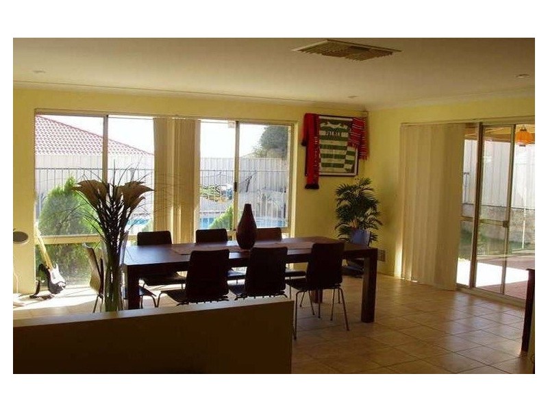 51 SELKIRK DRIVE, Kinross WA 6028