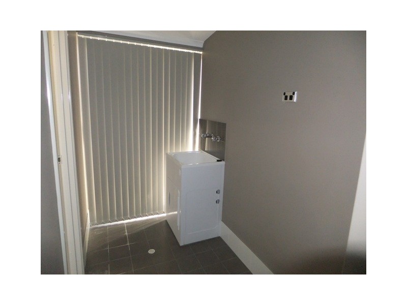 29 SPLENDENS AVENUE, Banksia Grove WA 6031