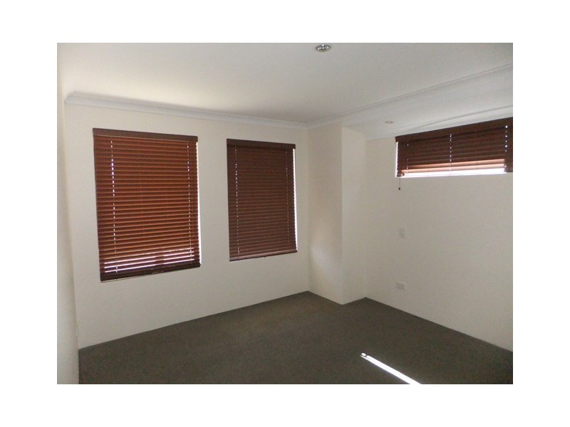 2 LOWER KEYS DRIVE, Clarkson WA 6030