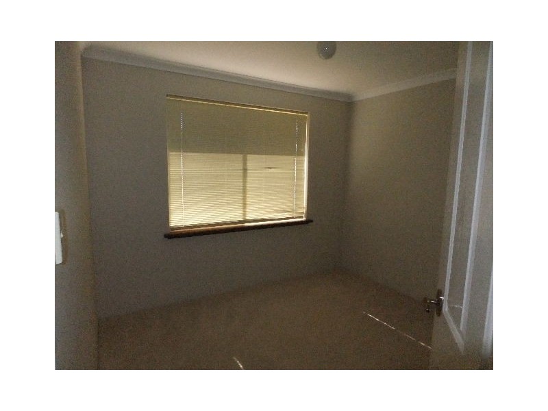 61 Balladong  Loop, Carramar WA 6031