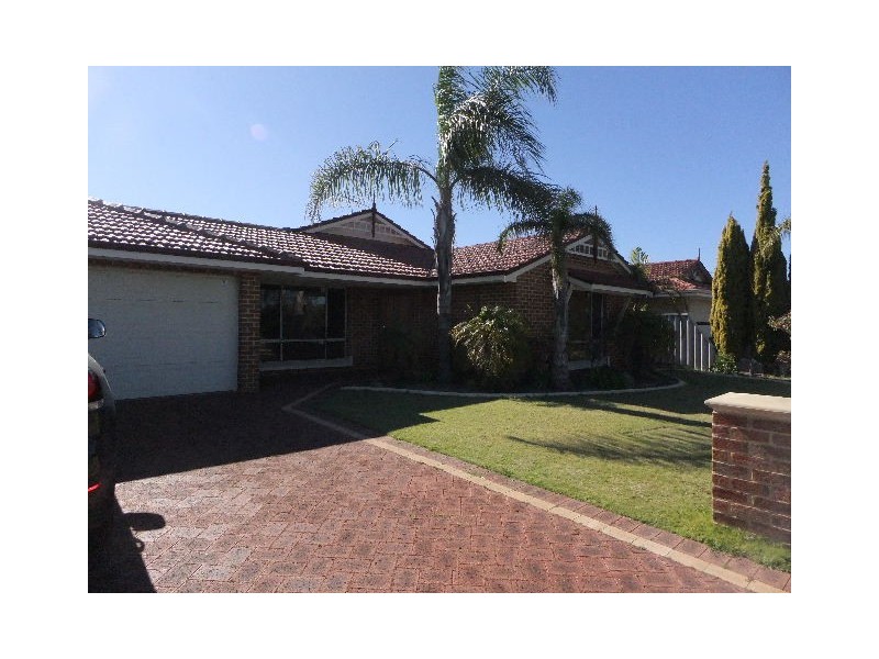 61 Balladong  Loop, Carramar WA 6031