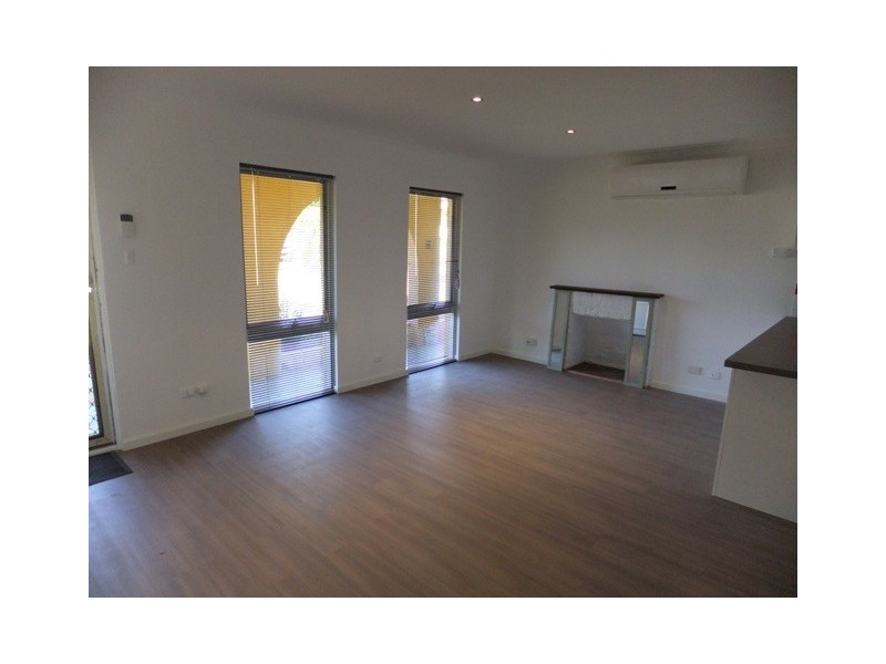 18 LEICHHARDT DRIVE, Two Rocks WA 6037