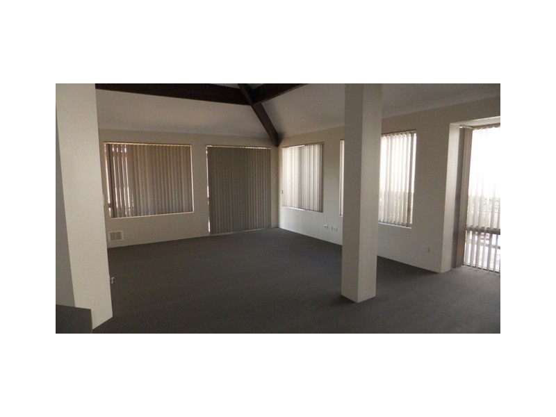 9 HARCUS RETREAT, Merriwa WA 6030