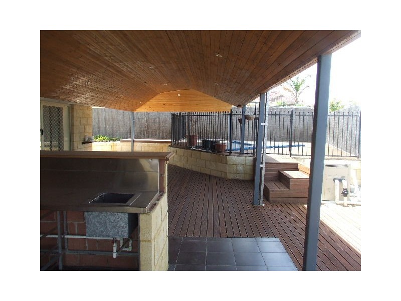 12 MISSION PLACE, Quinns Rocks WA 6030