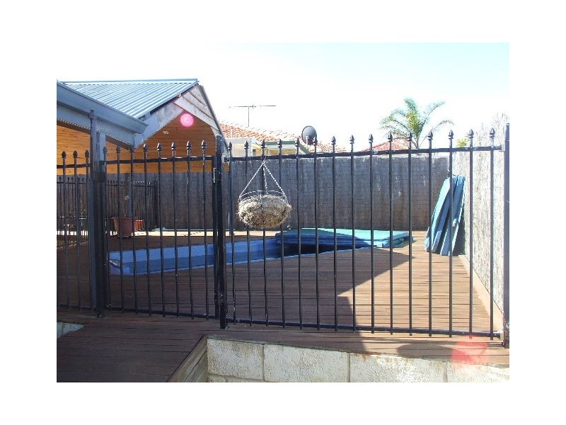 12 MISSION PLACE, Quinns Rocks WA 6030