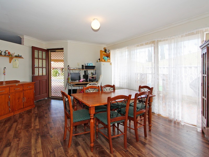 19 COMBEWOOD LOOP, Carramar WA 6031