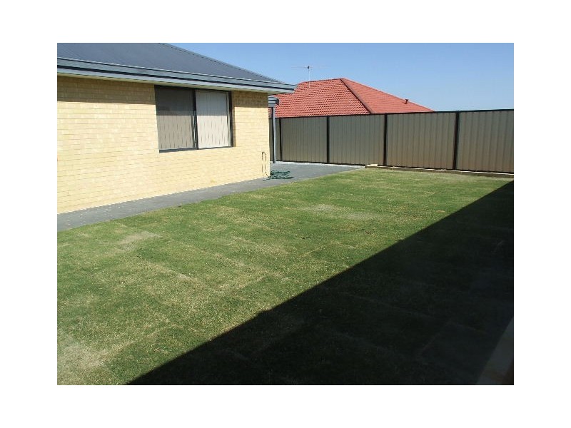 23 LONGLEAF DRIVE, Clarkson WA 6030