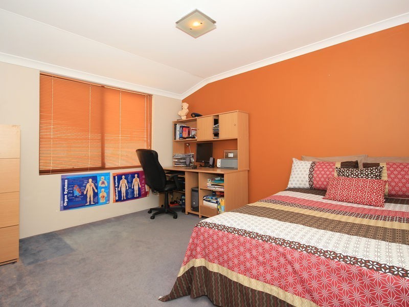 36 WISHAW LOOP, Kinross WA 6028