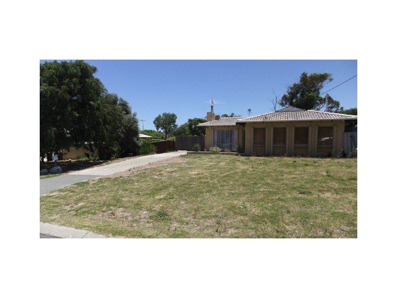 11 MITCHELL PLACE, Two Rocks WA 6037