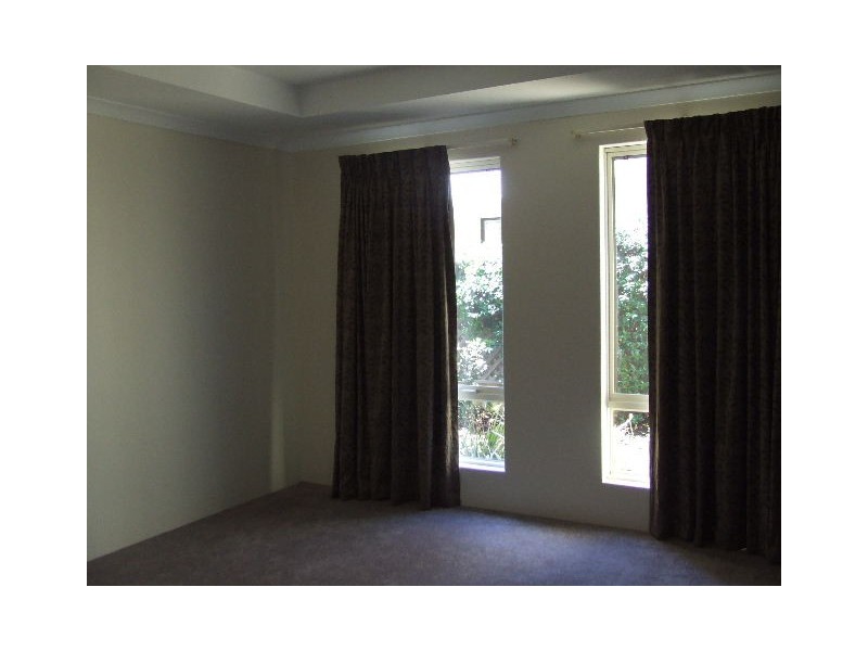 10 MOORLINCH STREET, Butler WA 6036