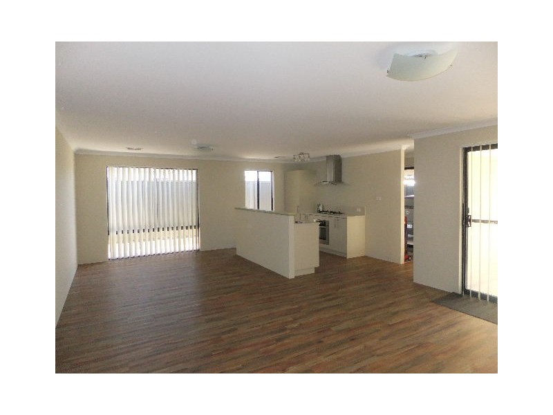 4 POD LINK, Banksia Grove WA 6031