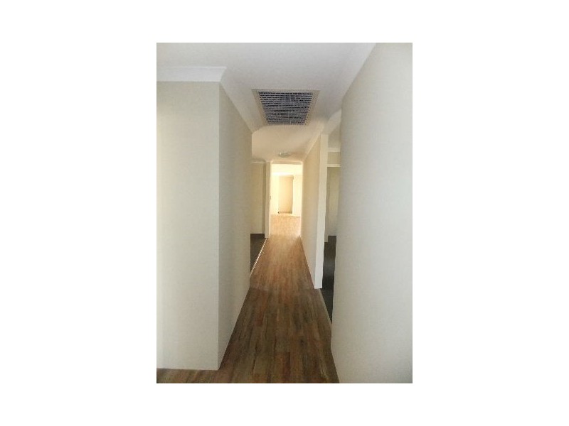 4 POD LINK, Banksia Grove WA 6031