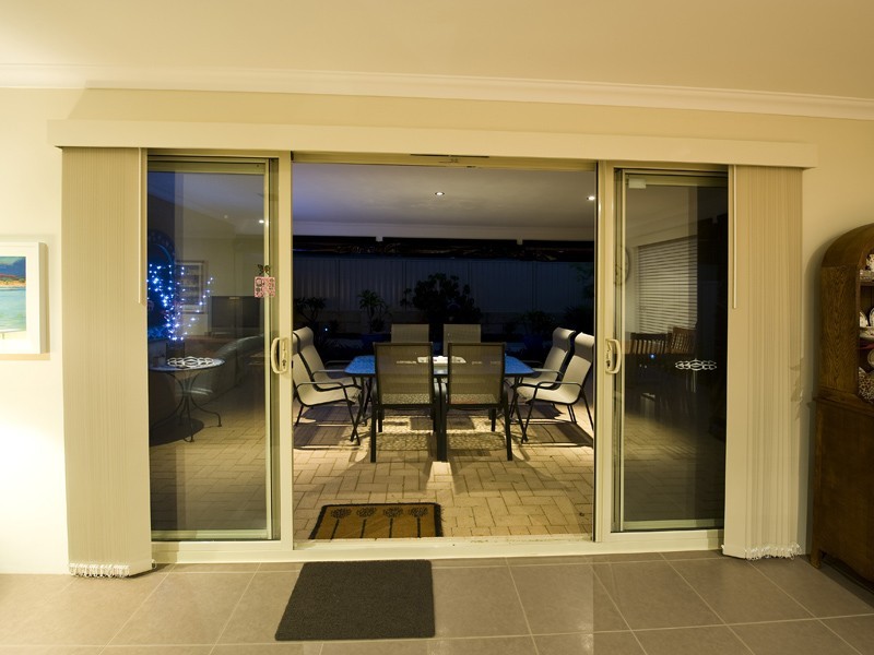 11 Naismith Road, Tapping WA 6065