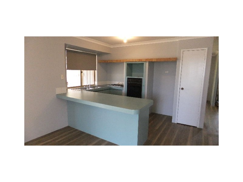 6 SANDON ELBOW, Merriwa WA 6030