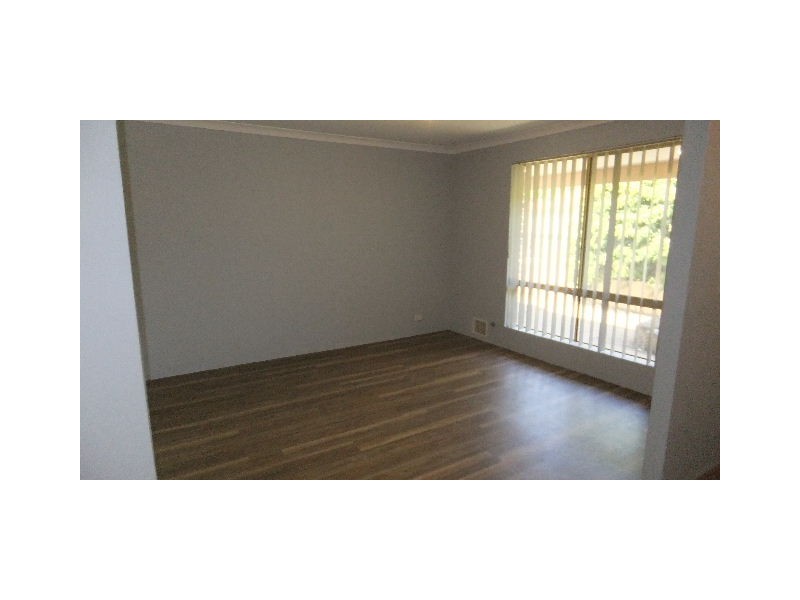 6 SANDON ELBOW, Merriwa WA 6030