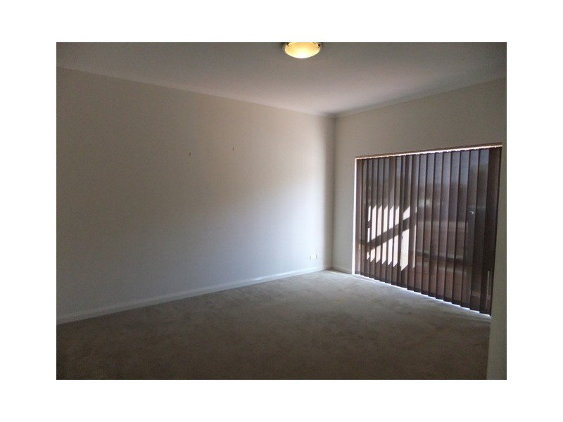 284 OCEAN KEYS BLVD, Clarkson WA 6030