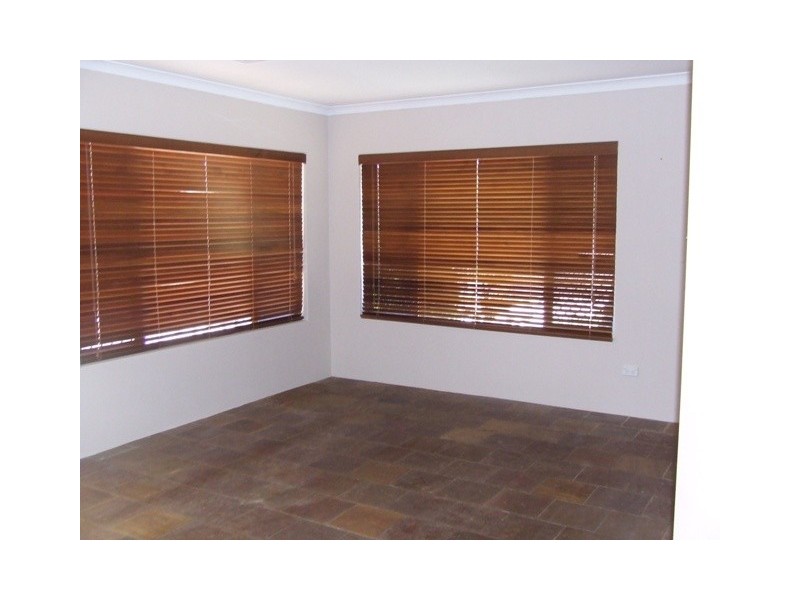 8 BAROSSA HEIGHTS, Ocean Reef WA 6027