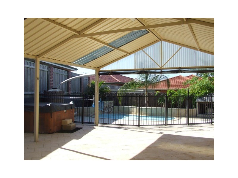 8 BAROSSA HEIGHTS, Ocean Reef WA 6027