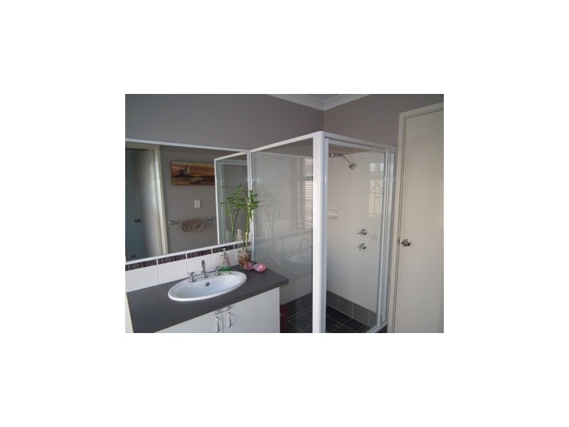 27  Spring Hill, Tapping WA 6065