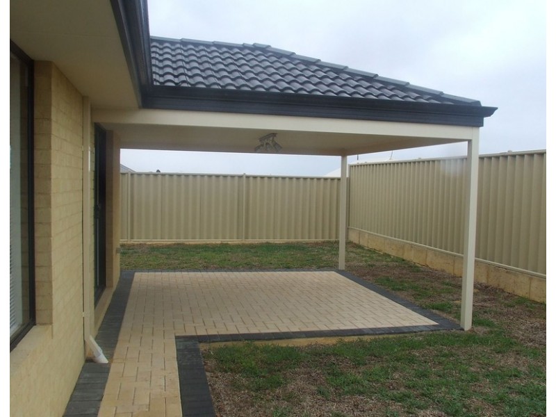 4 Renville Link, Ridgewood WA 6030