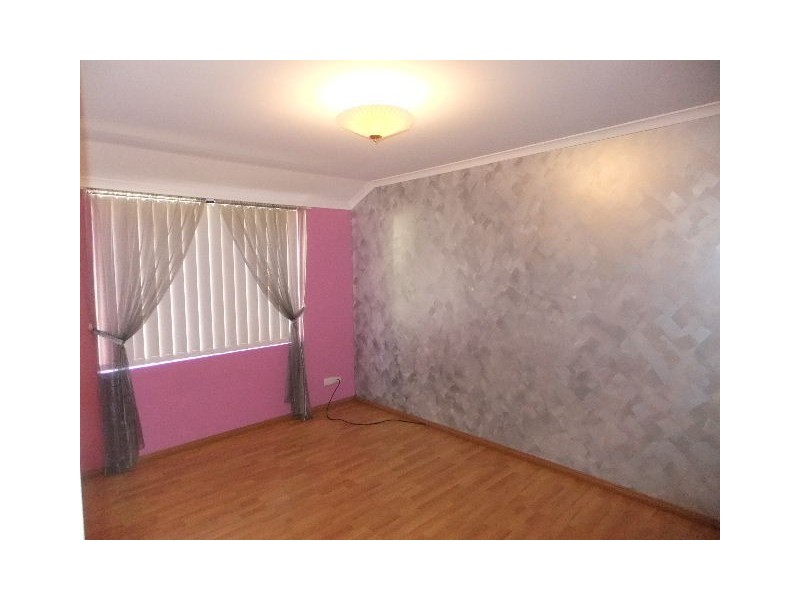 4 FENDI STREET, Ashby WA 6065