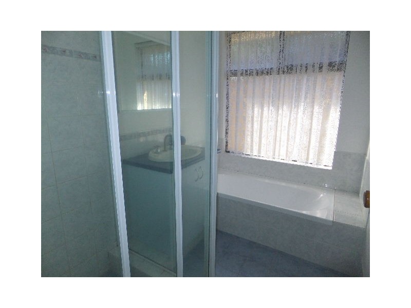 4 FENDI STREET, Ashby WA 6065