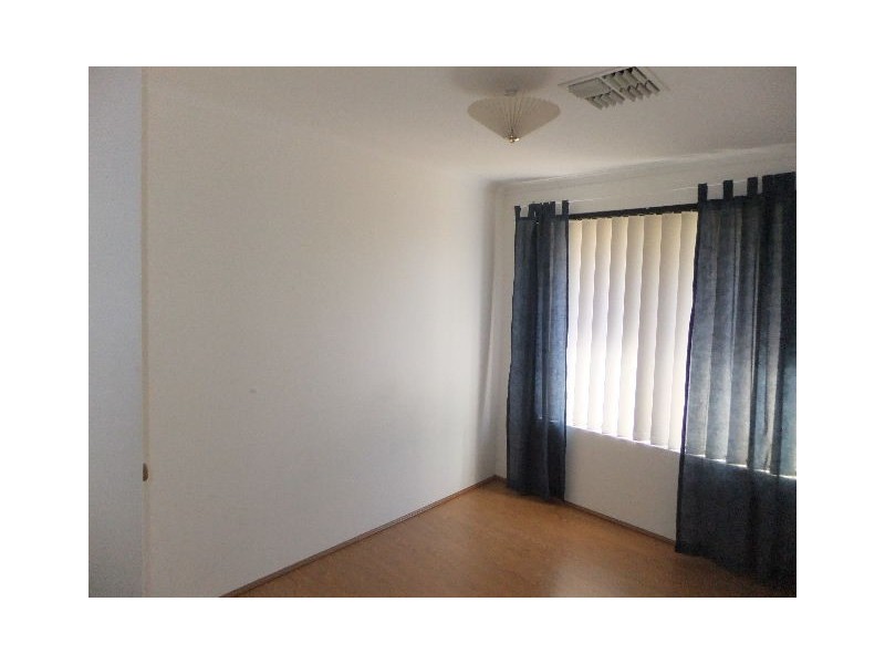 4 FENDI STREET, Ashby WA 6065