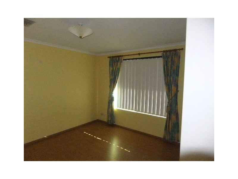 4 FENDI STREET, Ashby WA 6065