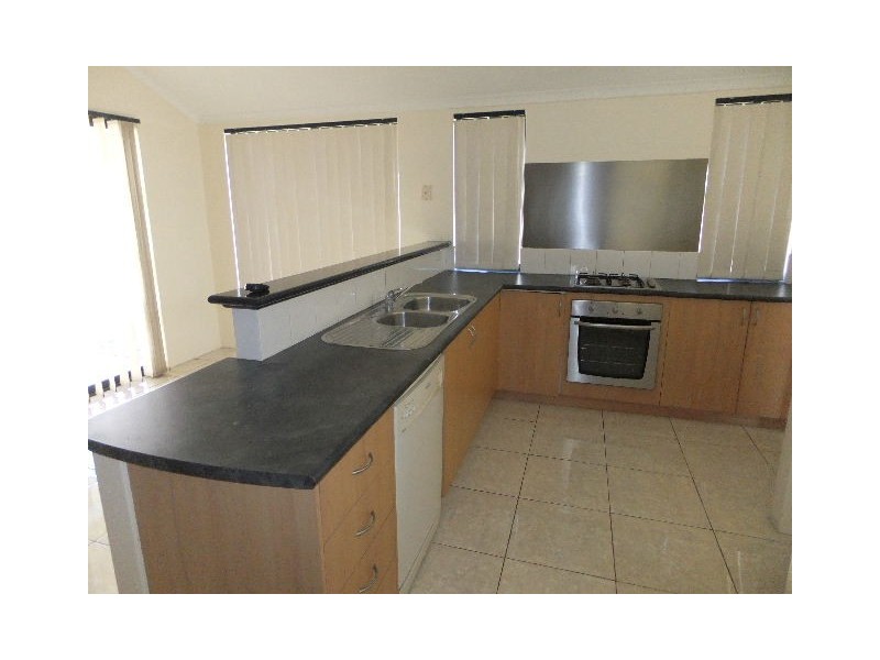 4 FENDI STREET, Ashby WA 6065