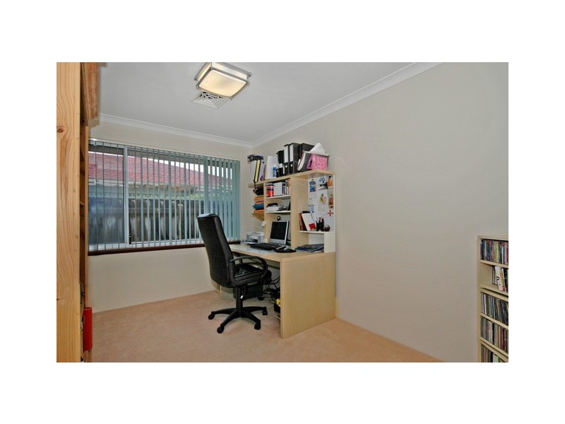 35 Weymouth Blvd, Quinns Rocks WA 6030