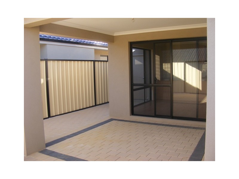 34 Liberty Drive, Clarkson WA 6030