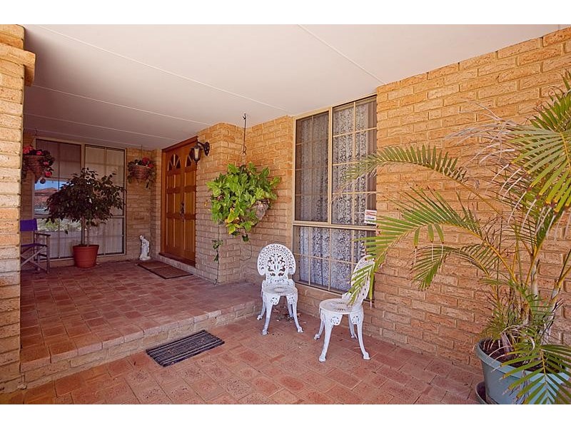 8 RESOLUTE WAY, Ocean Reef WA 6027