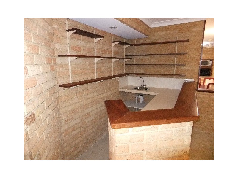 8 RESOLUTE WAY, Ocean Reef WA 6027