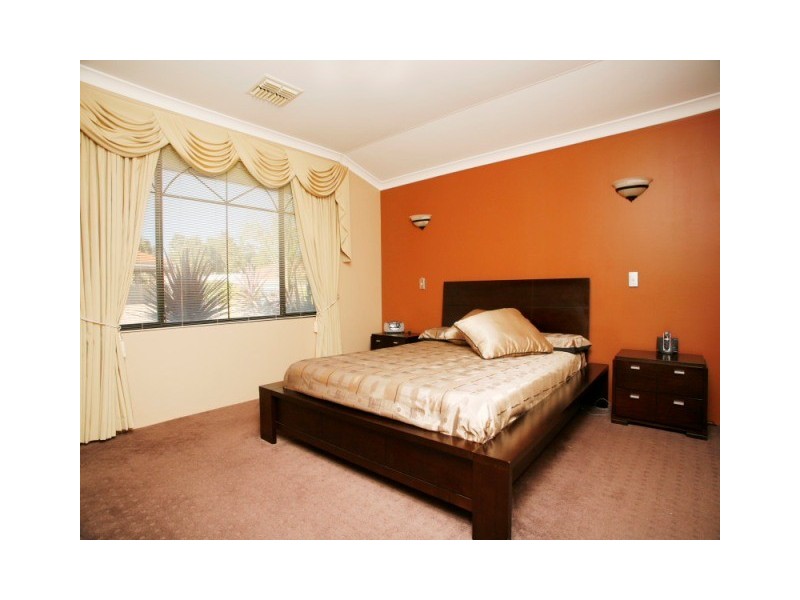 7 Lindeman Heights, Ridgewood WA 6030