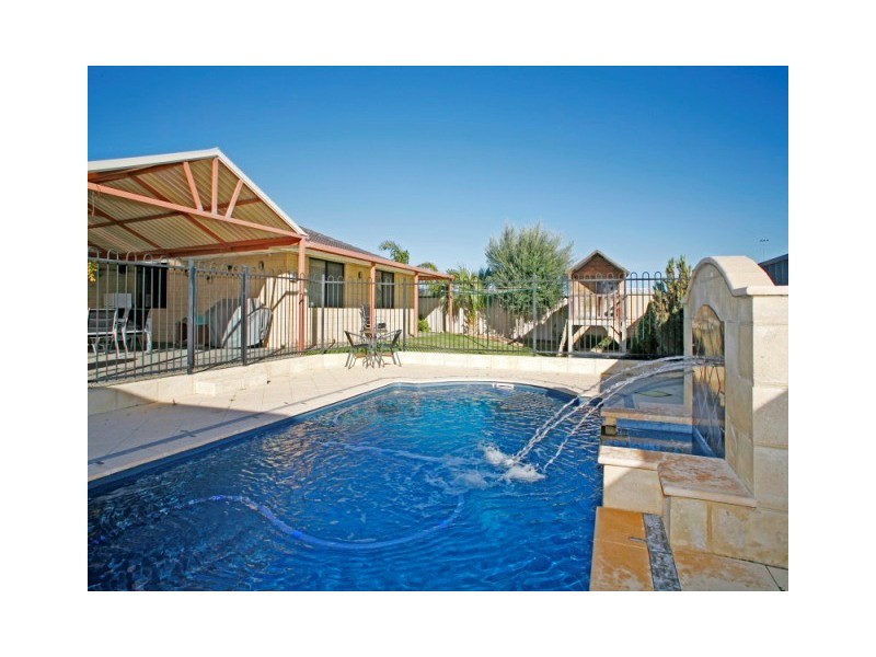 7 Lindeman Heights, Ridgewood WA 6030