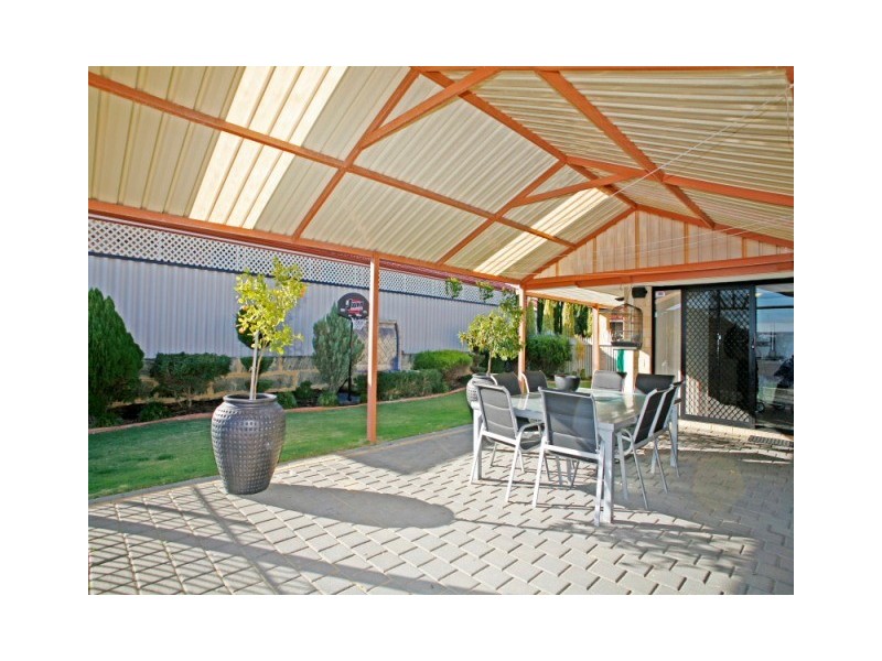 7 Lindeman Heights, Ridgewood WA 6030