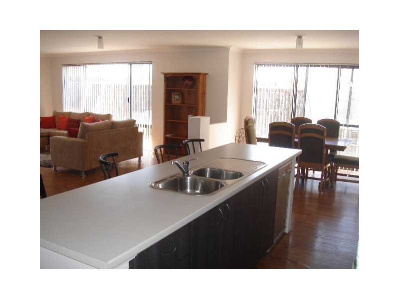 25 Hapuna Street, Butler WA 6036