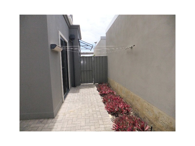 61/1 Sunlander Drive, Currambine WA 6028