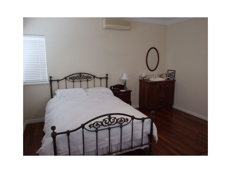 21 Windward Loop, Ocean Reef WA 6027